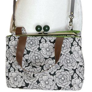 Small Floral Japanese Tote Handbag with Kiss Lock Closure & Removable Crossbody